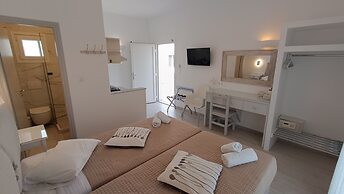 Cyclades Studios - Paros
