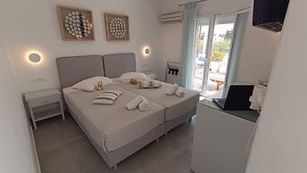 Cyclades Studios - Paros