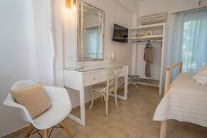 Cyclades Studios - Paros