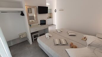 Cyclades Studios - Paros
