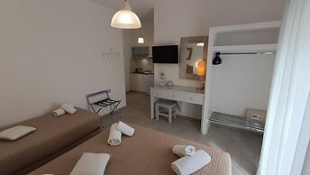 Cyclades Studios - Paros