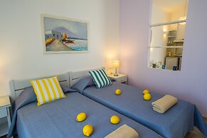 Cyclades Studios - Paros