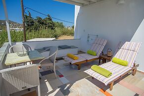 Cyclades Studios - Paros