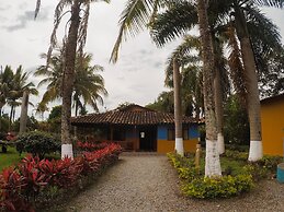 Hotel Campestre Tucanes