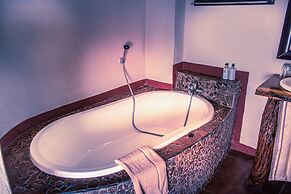 Elephants Footprint Lodge