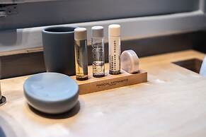 Aethra Boutique Rooms