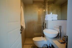 Aethra Boutique Rooms