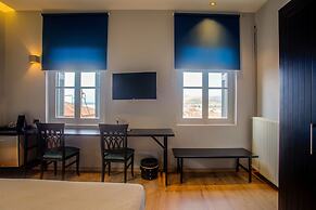 Aethra Boutique Rooms