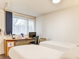 The Hotel Rafiya, Redditch