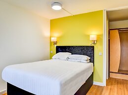 The Hotel Rafiya, Redditch