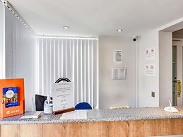 The Hotel Rafiya, Redditch