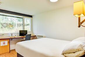 The Hotel Rafiya, Redditch