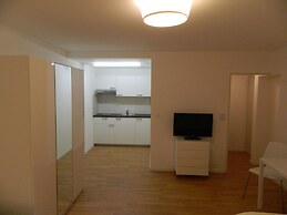 rent-a-home Delsbergerallee