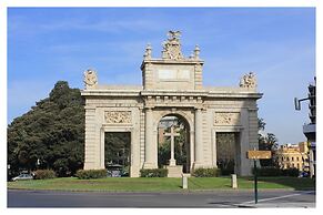 Hi Valencia Boutique