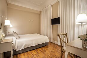 Hi Valencia Boutique