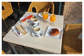 Hi Valencia Boutique