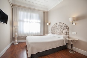 Hi Valencia Boutique