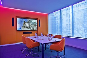 EVOLUTION Lisboa Hotel