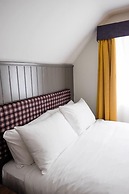 Almondsbury Inn & Lounge