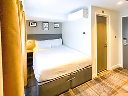 Almondsbury Inn & Lounge