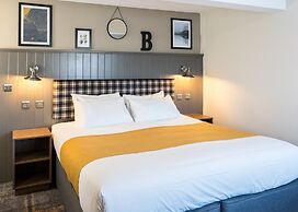 Almondsbury Inn & Lounge