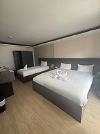 Hotel Select