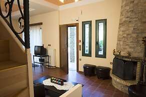 Elia Therissos Maisonettes