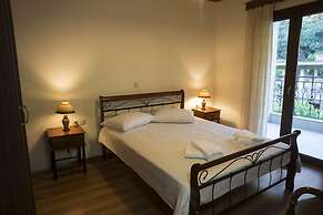 Elia Therissos Maisonettes