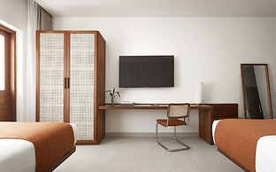 Plantation Urban Resort & Spa