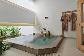 Plantation Urban Resort & Spa