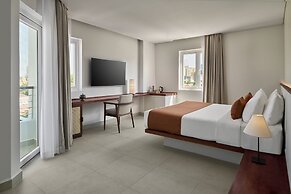 Plantation Urban Resort & Spa