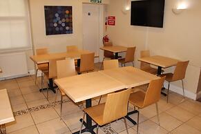 Belgrave House Hotel