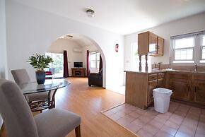 Windsong Guest Apartments