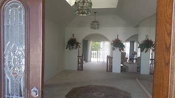 Windsong Guest Apartments