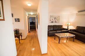 Windsong Guest Apartments