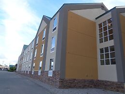 Plymouth Bay Inn and Suites