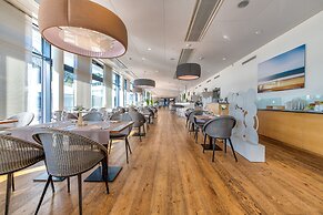 Aquatis Hotel
