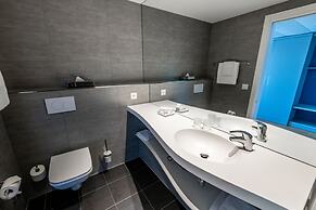 Aquatis Hotel