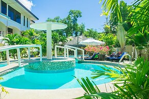 Alona Northland Resort