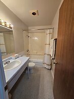 Travelodge by Wyndham Port Elgin