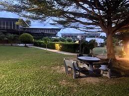 Gypsy Sea View Resort