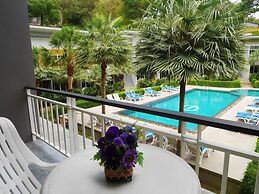 Gypsy Sea View Resort