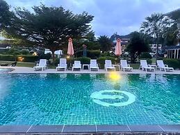 Gypsy Sea View Resort