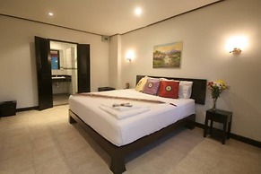 Angus O'Tool's Irish Pub Guesthouse