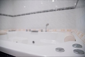 Angus O'Tool's Irish Pub Guesthouse