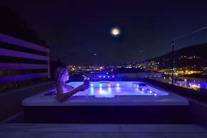 Mystery Skiathos Luxury Residence