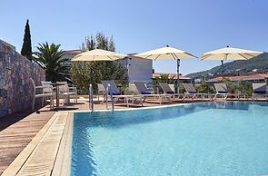 Mystery Skiathos Luxury Residence