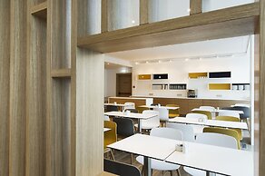 Storm Hotel by Keahotels