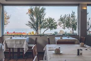 AYA Seahotel – Adults Only