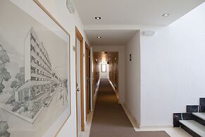 AYA Seahotel – Adults Only